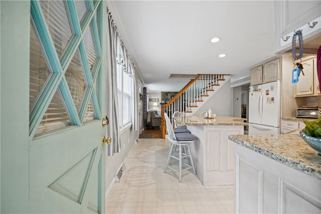 420 Crandall Road, Tiverton, RI 02878