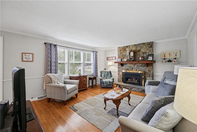 420 Crandall Road, Tiverton, RI 02878