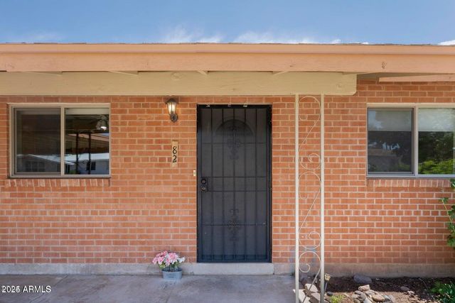 82 E Kayetan Drive, Sierra Vista, AZ 85635