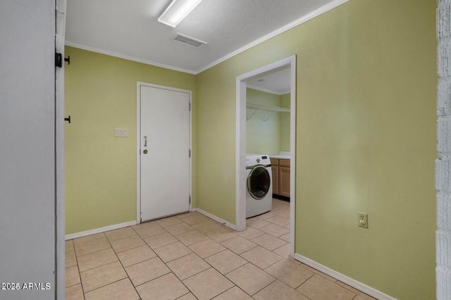 82 E Kayetan Drive, Sierra Vista, AZ 85635