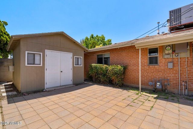 82 E Kayetan Drive, Sierra Vista, AZ 85635