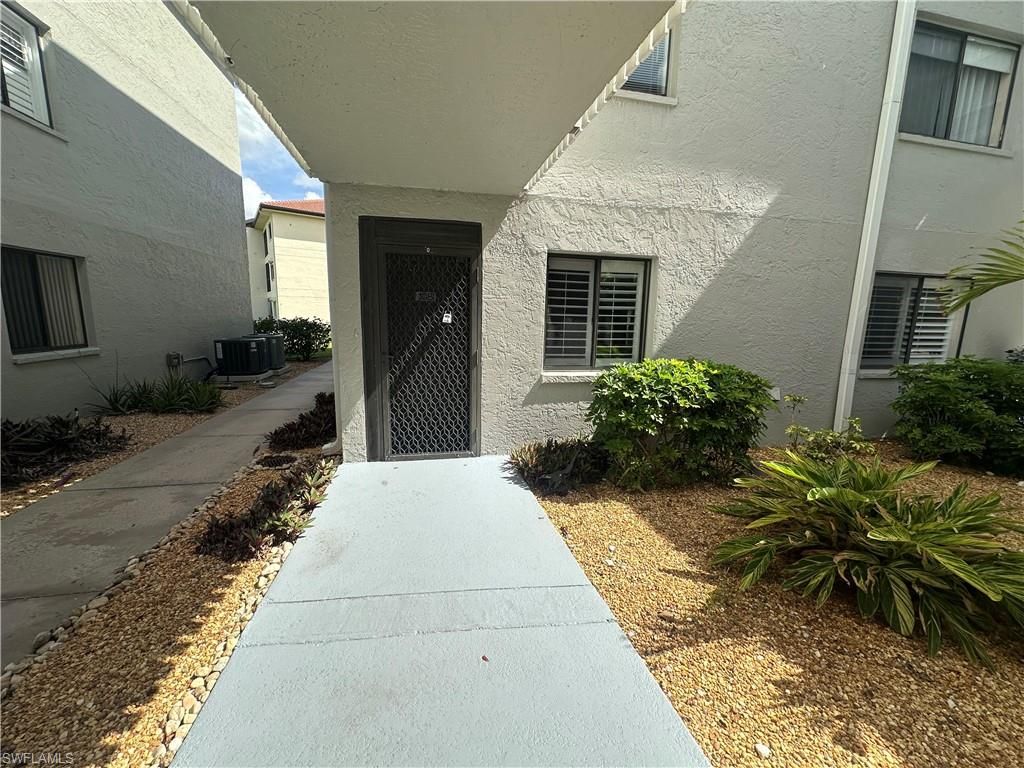 11610 Caravel CIR 108, FORT MYERS, FL 33908 — exterior