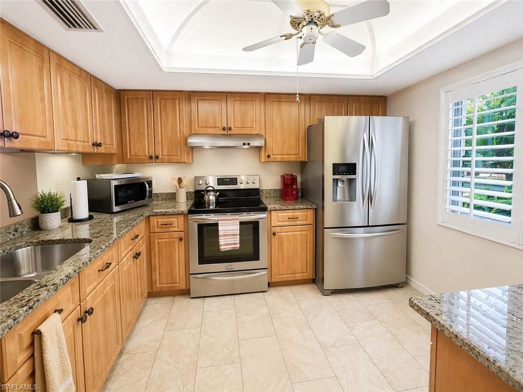 11610 Caravel CIR 108, FORT MYERS, FL 33908 — photo 4
