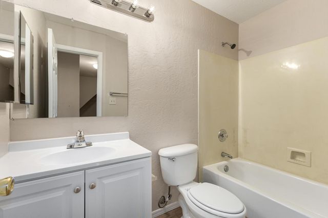 1704 S 39th Street 13, Mesa, AZ 85206