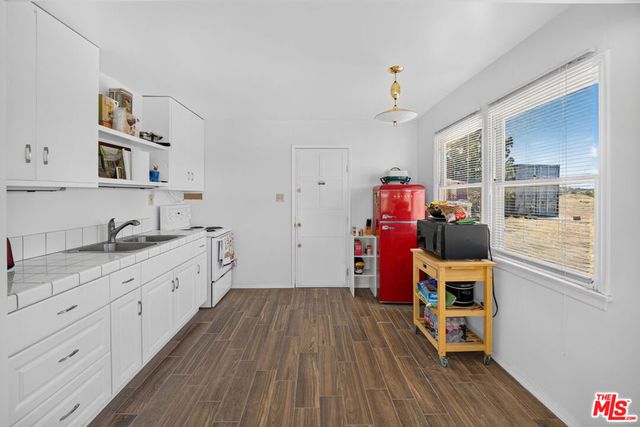 45558 250th Street, Lancaster, CA 93535