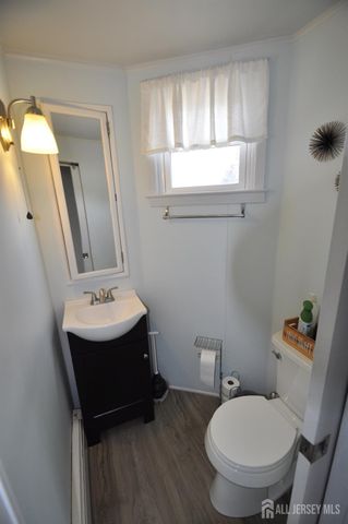 467 west Avenue, Sewaren, NJ 07077