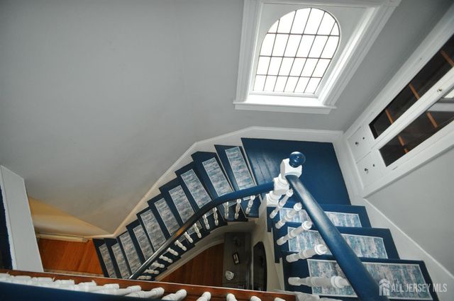 467 west Avenue, Sewaren, NJ 07077