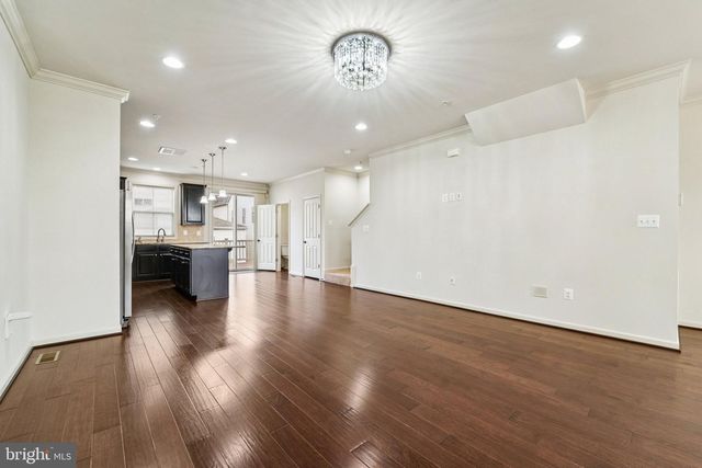 14045 MARKETCENTER DR, Clarksburg, MD 20871