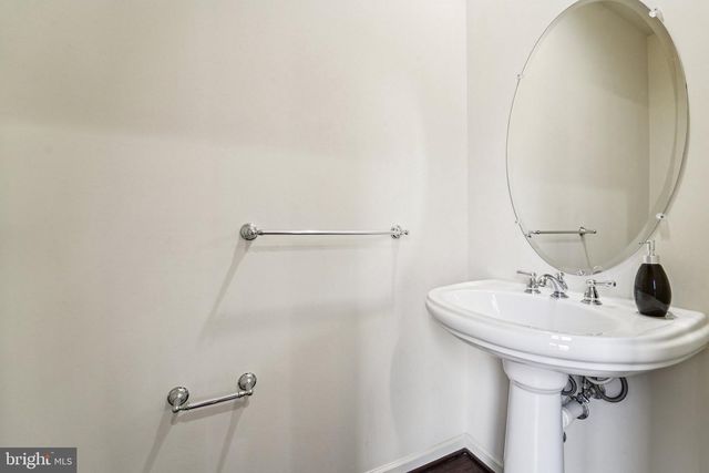 14045 MARKETCENTER DR, Clarksburg, MD 20871