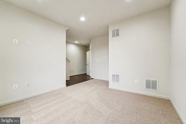 14045 MARKETCENTER DR, Clarksburg, MD 20871