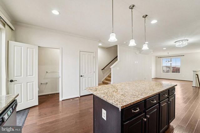 14045 MARKETCENTER DR, Clarksburg, MD 20871