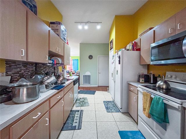 7967 APPLE BLOSSOM DRIVE, Lakeland, FL 33810