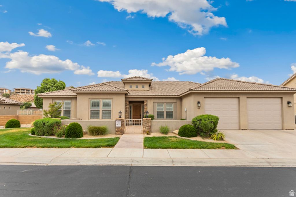 Image 1 of property listing at 1630 E 2450 S #69, St. George, UT 84790