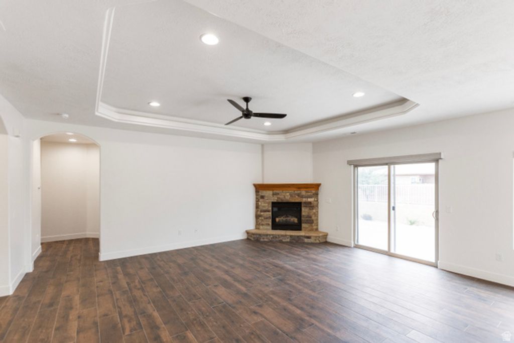 Image 4 of property listing at 1630 E 2450 S #69, St. George, UT 84790