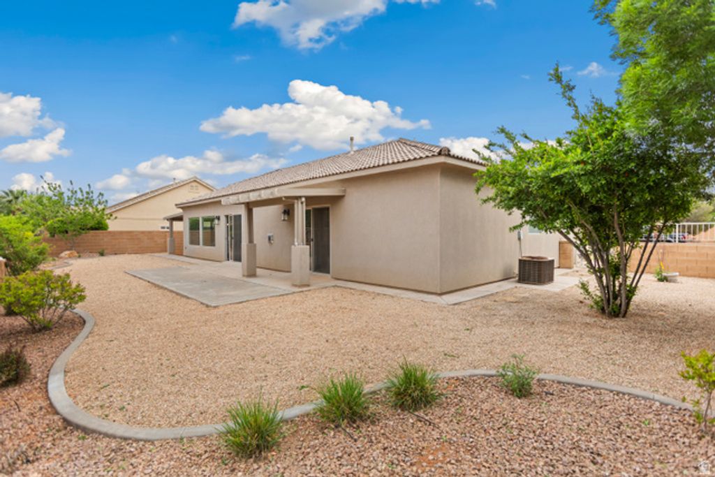 Image 32 of property listing at 1630 E 2450 S #69, St. George, UT 84790