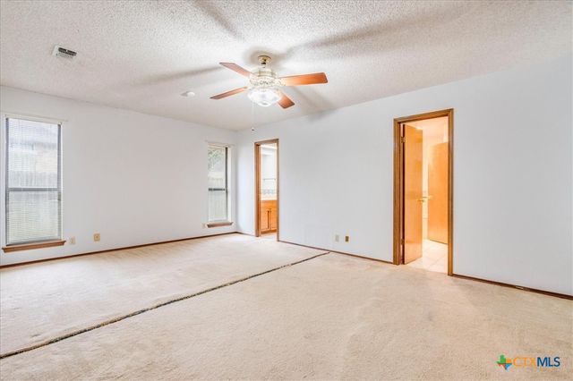 2132 Northcrest Drive, New Braunfels, TX 78130