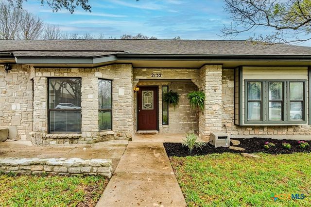 2132 Northcrest Drive, New Braunfels, TX 78130