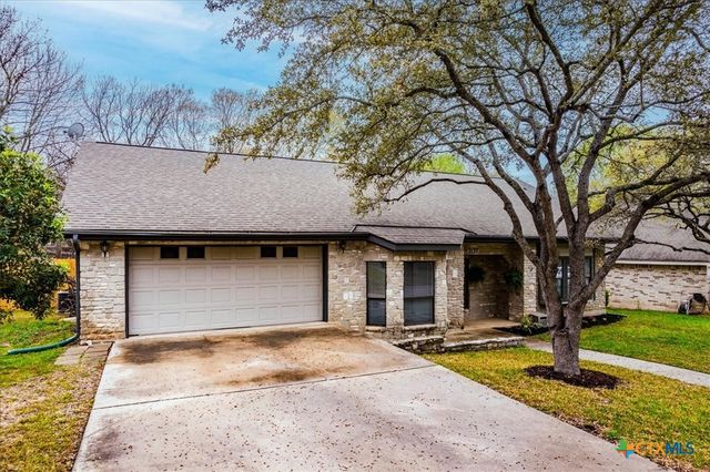 2132 Northcrest Drive, New Braunfels, TX 78130