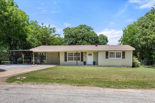 675 W Elm Street, Stephenville, TX 76401