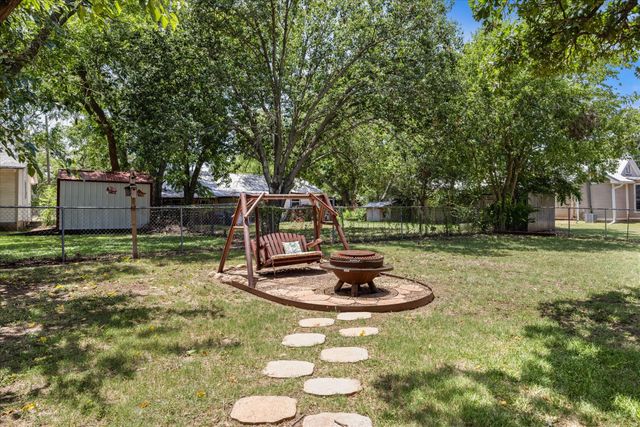 675 W Elm Street, Stephenville, TX 76401
