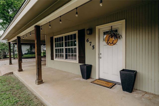 675 W Elm Street, Stephenville, TX 76401