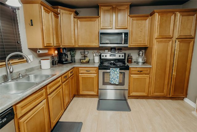 675 W Elm Street, Stephenville, TX 76401