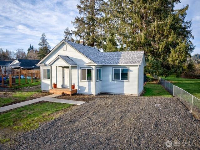 1365 Dolan Street, Raymond, WA 98577