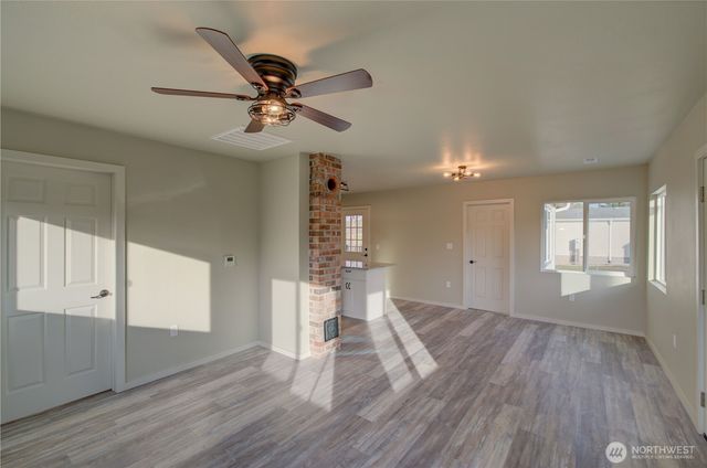 1365 Dolan Street, Raymond, WA 98577