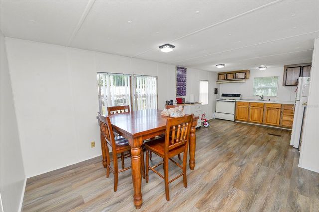 6216 DOVECREST TRAIL, Lakeland, FL 33810