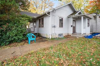 12 Bouquet Avenue, Youngstown, OH 44509