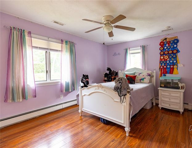 20 Lincoln Drive, North Smithfield, RI 02896