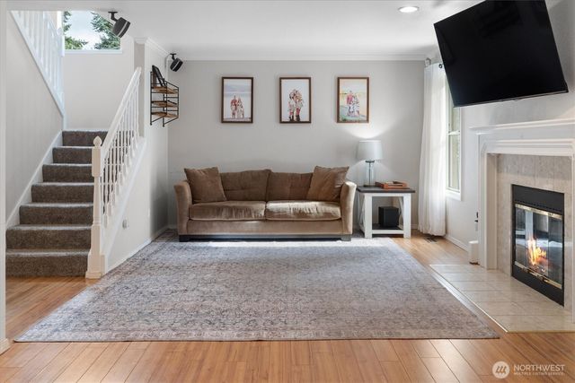 17018 45th Street E, Lake Tapps, WA 98391