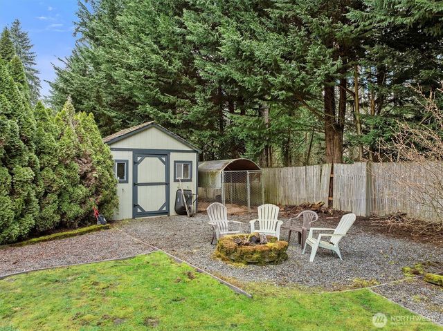 17018 45th Street E, Lake Tapps, WA 98391