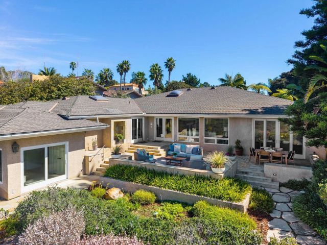 6984 Via Estrada, La Jolla, CA 92037