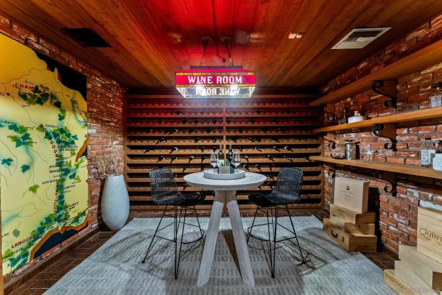 6984 Via Estrada, La Jolla, CA 92037