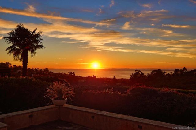 6984 Via Estrada, La Jolla, CA 92037