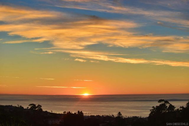 6984 Via Estrada, La Jolla, CA 92037