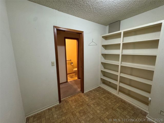 500 Garden Lane, Mcalester, OK 74501