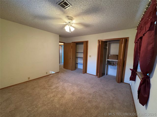 500 Garden Lane, Mcalester, OK 74501