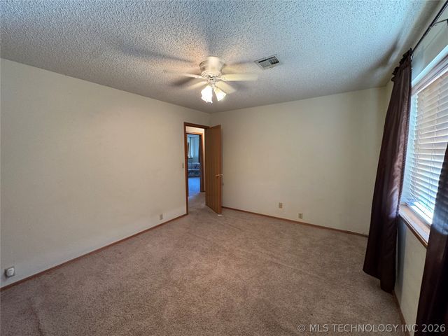 500 Garden Lane, Mcalester, OK 74501