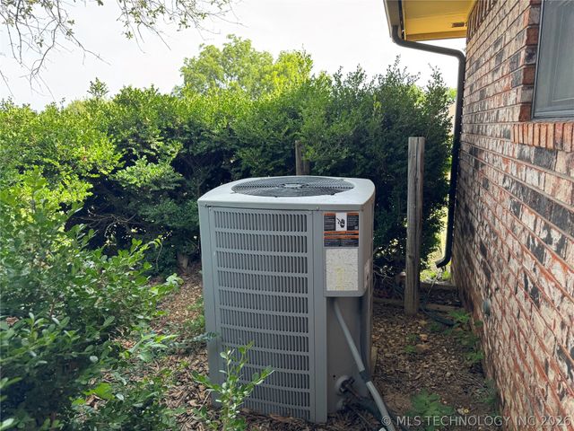 500 Garden Lane, Mcalester, OK 74501