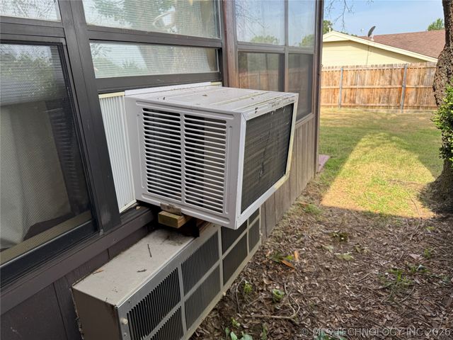 500 Garden Lane, Mcalester, OK 74501