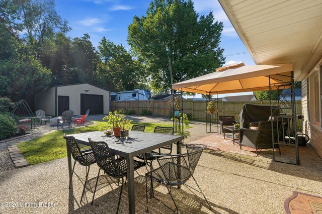 2619 Merhoff St, Louisville, KY 40217