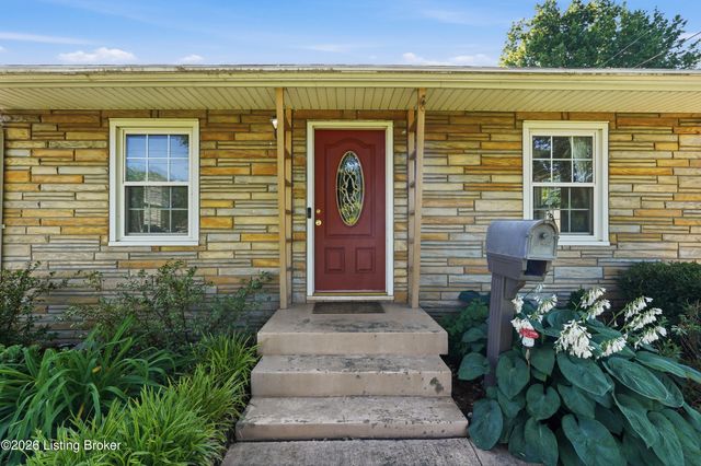 2619 Merhoff St, Louisville, KY 40217