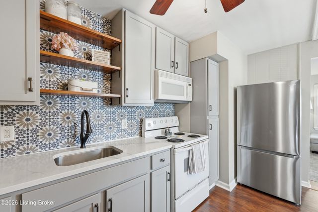 2619 Merhoff St, Louisville, KY 40217