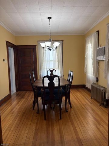 15 Pompton Ave, Woodland Park, NJ 07424