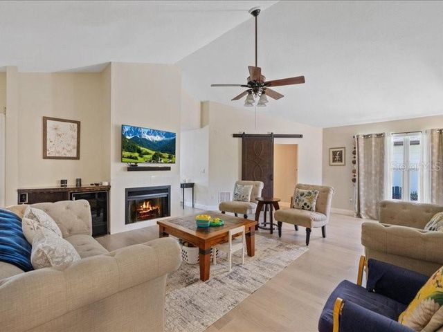 10903 LANDON LANE, Tampa, FL 33635