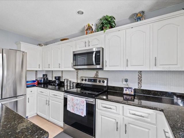 10903 LANDON LANE, Tampa, FL 33635