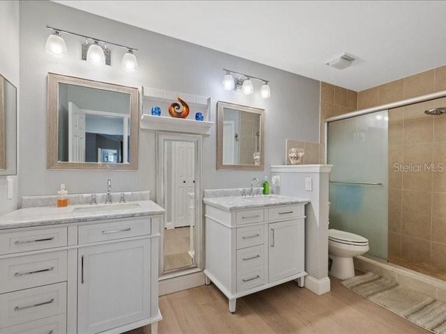10903 LANDON LANE, Tampa, FL 33635