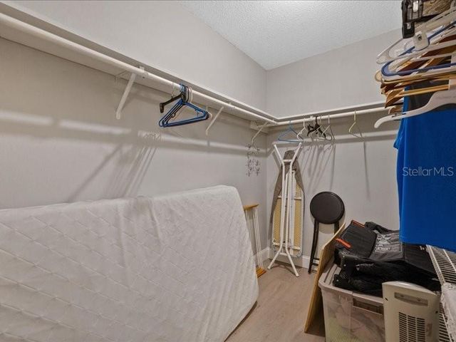 10903 LANDON LANE, Tampa, FL 33635